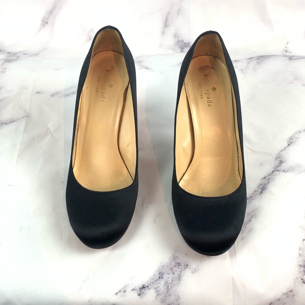 ⭐️SOLD⭐️ Kate Spade Woman’s Black Closed Toe Pumps
